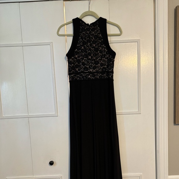BLACK & TAN MAXI FORMAL DRESS - Picture 6 of 9